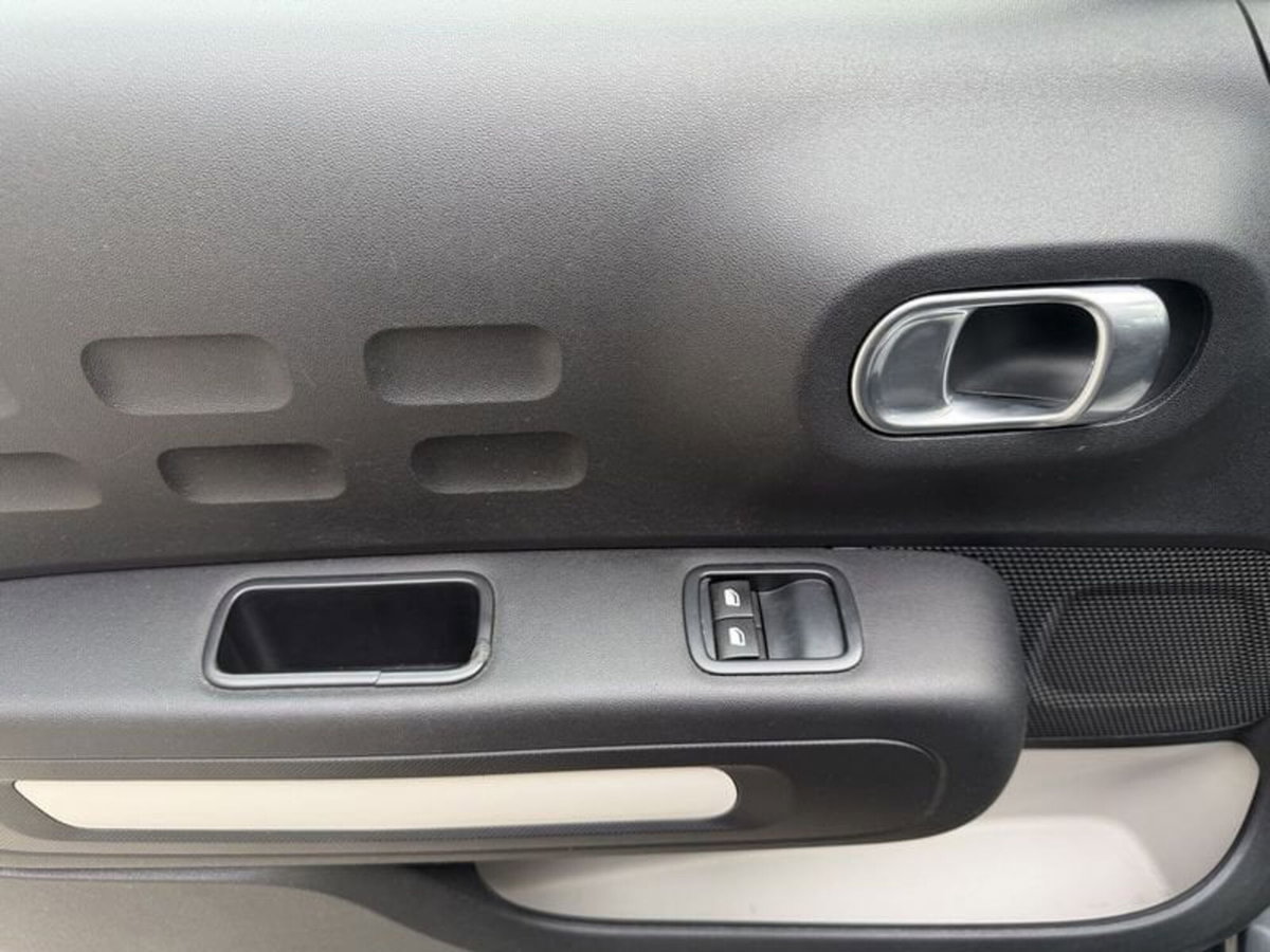 Citroen C3 PureTech 82 Shine (9)