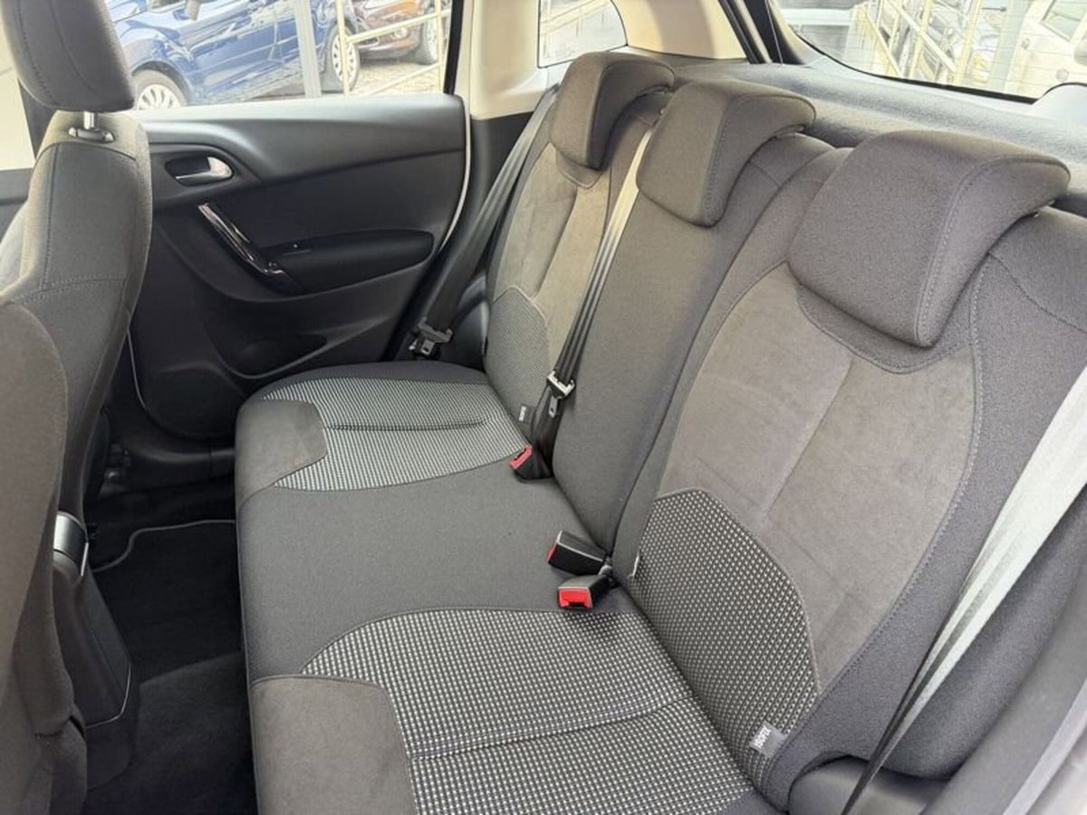 Citroen C3 PureTech 82 Exclusive (8)