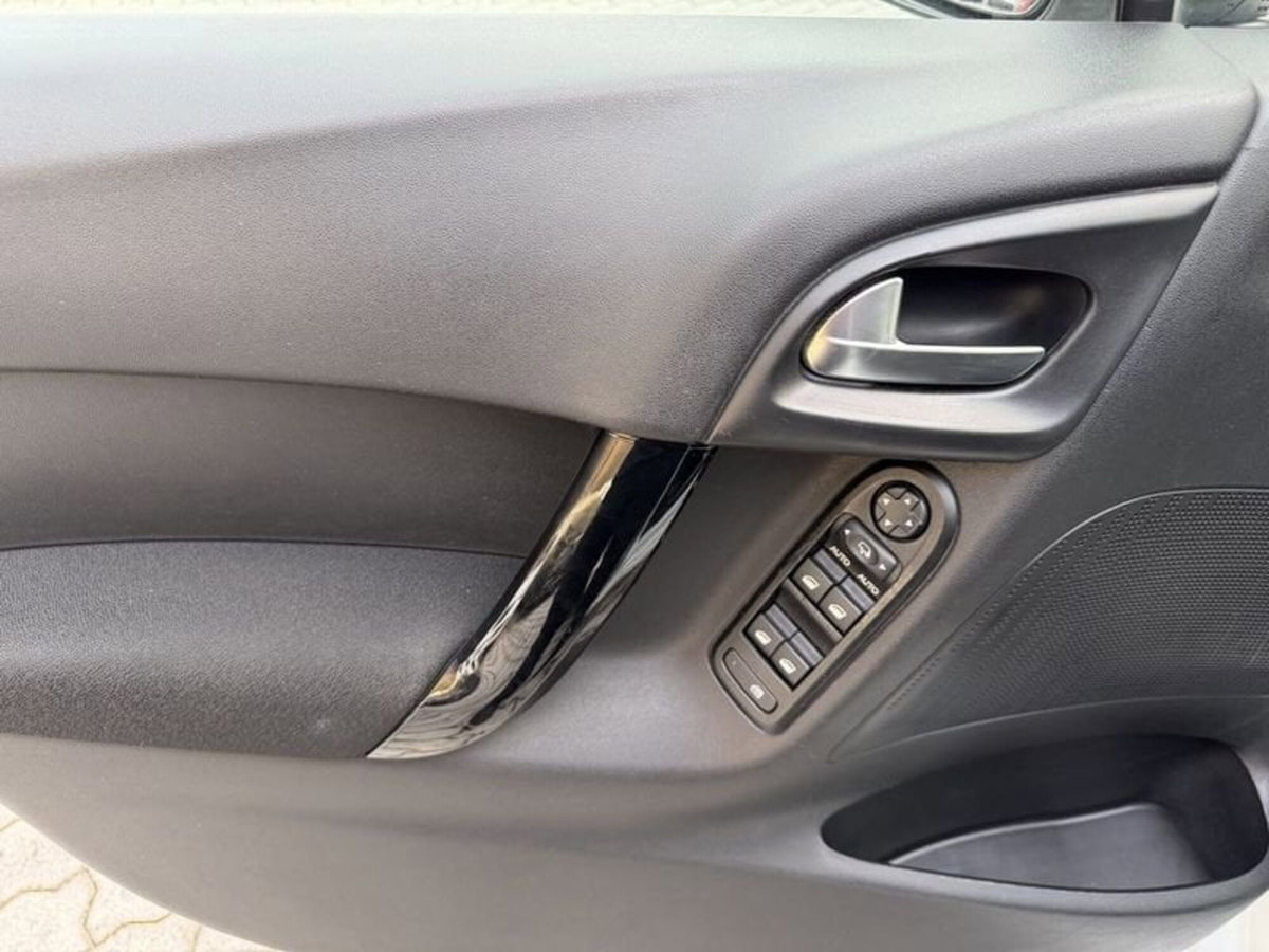 Citroen C3 PureTech 82 Exclusive (9)