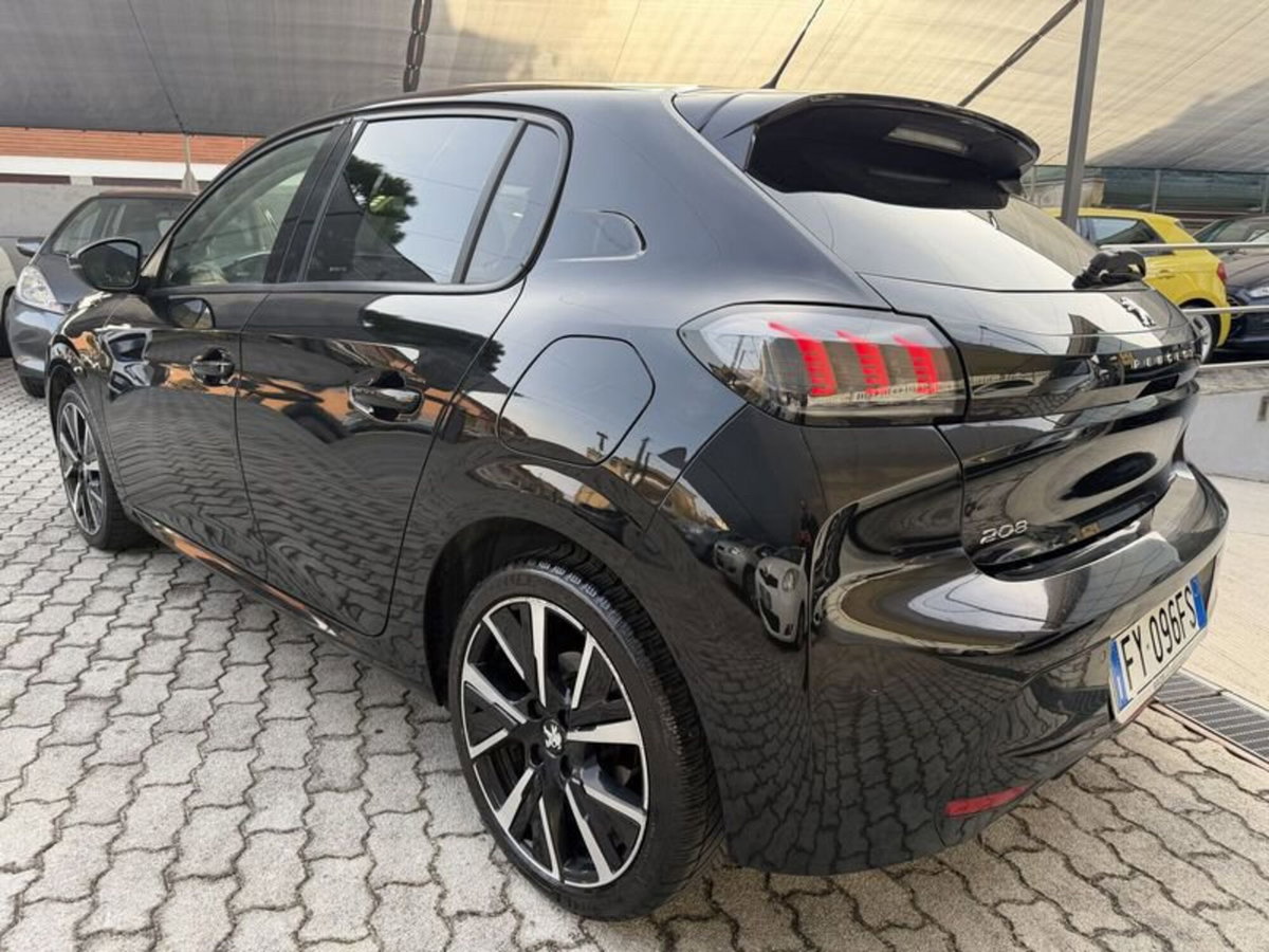 Peugeot 208 PureTech 100 Stop&Start 5 porte GT Line (3)