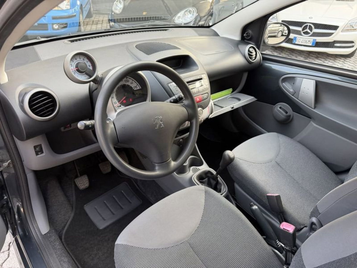 Peugeot 107 68CV 5p. Urban Move (2)