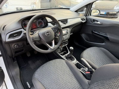 Opel Corsa Coupé 1.2 n-Joy (2)