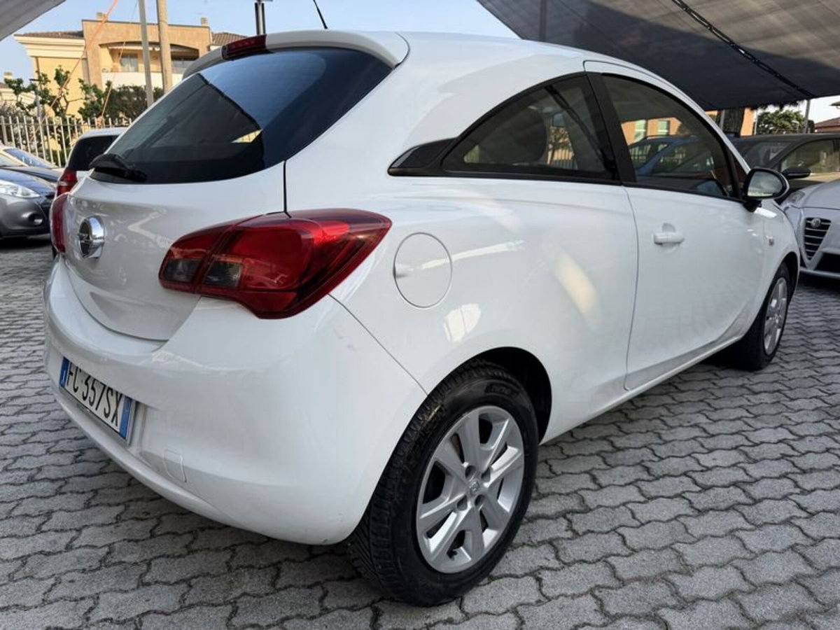 Opel Corsa Coupé 1.2 n-Joy (6)