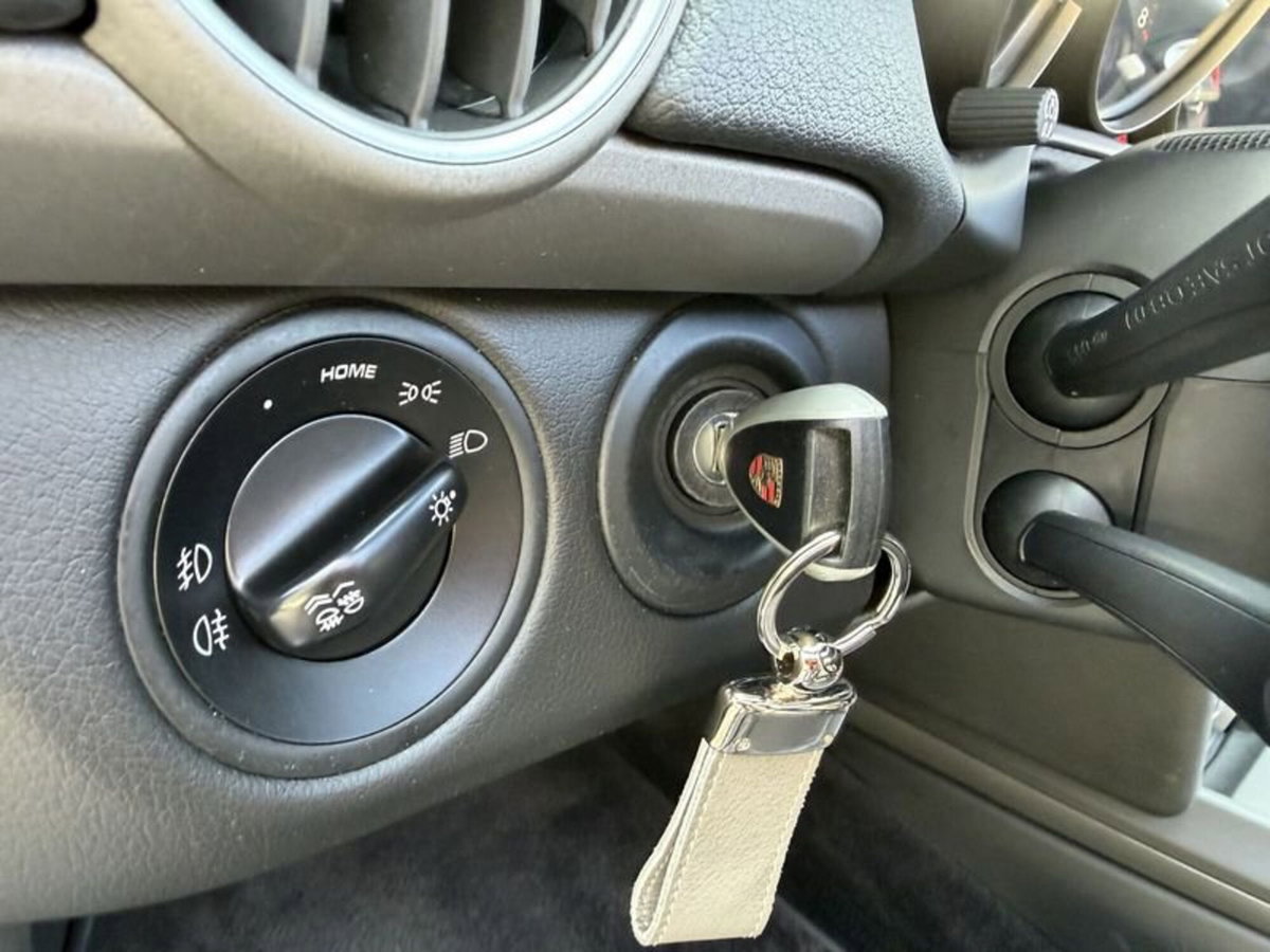 Porsche Boxster 2.7 24V (11)