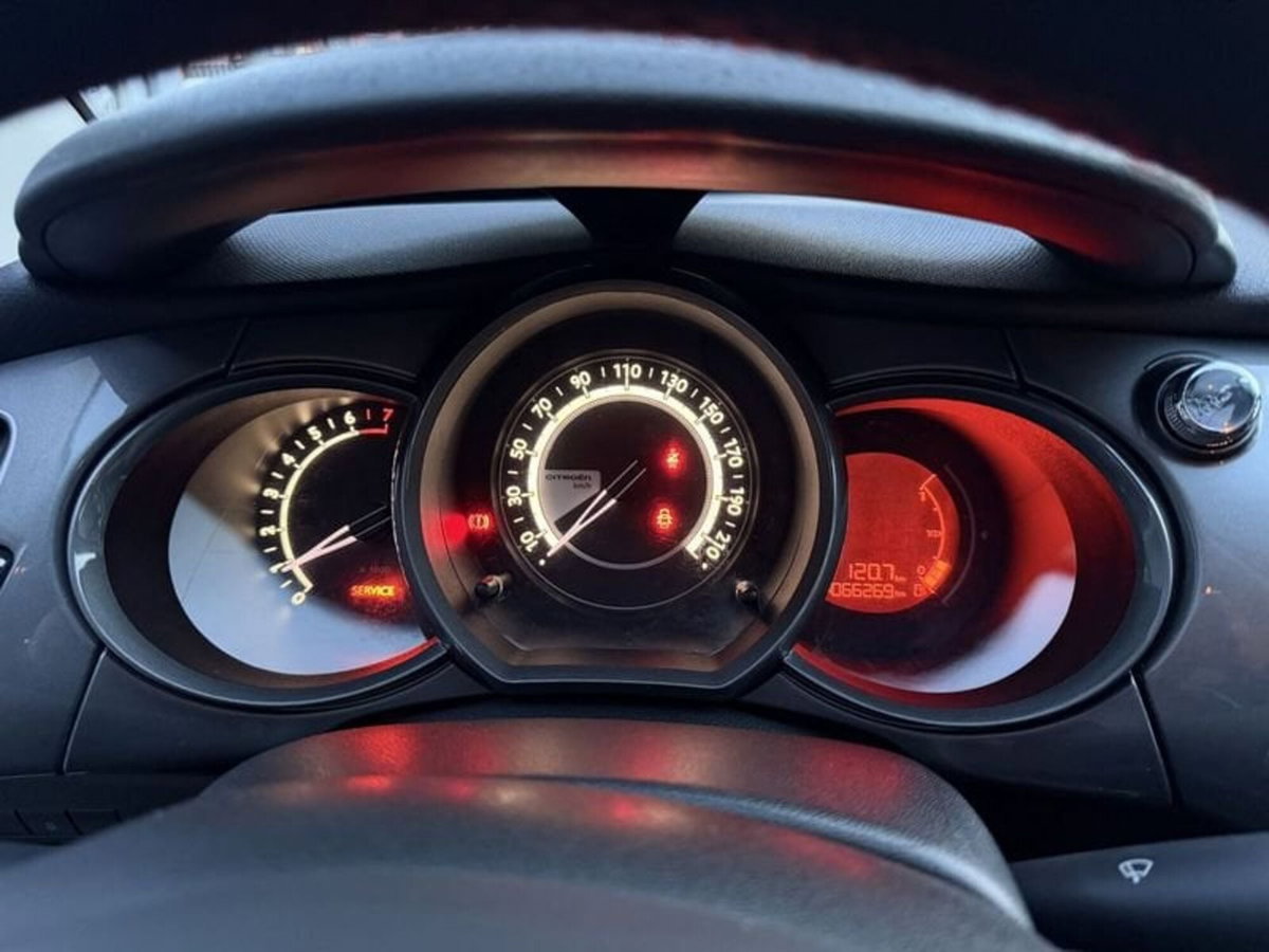 Citroen C3 PureTech 82 Exclusive (13)