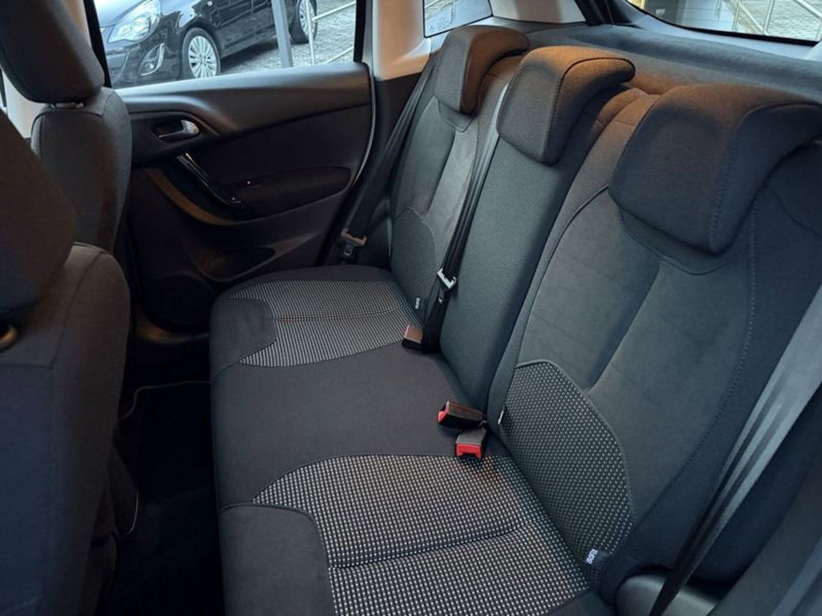 Citroen C3 PureTech 82 Exclusive (8)