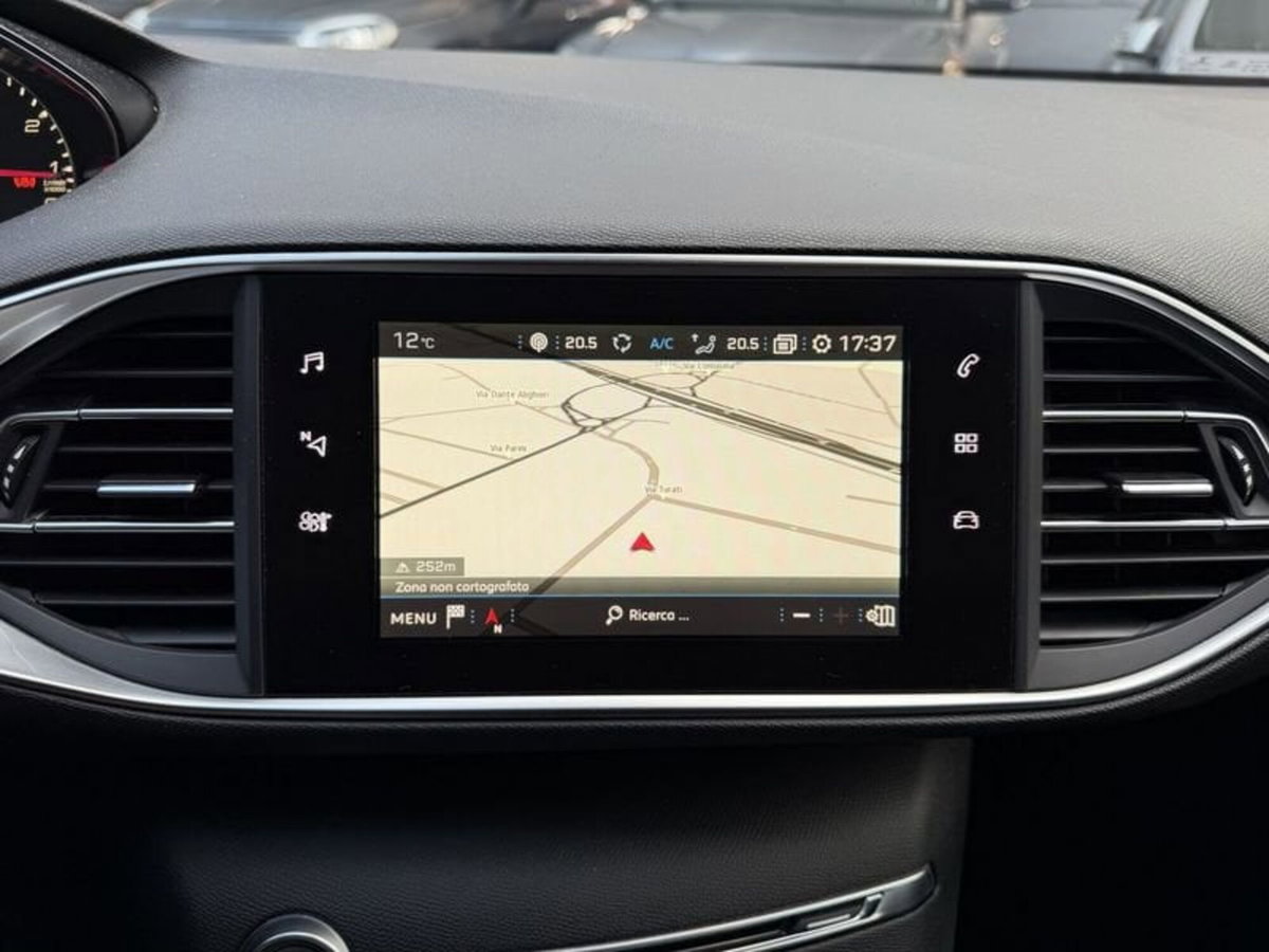 Peugeot 308 SW 1.2 puretech t Allure s&s 130cv eat8 (17)