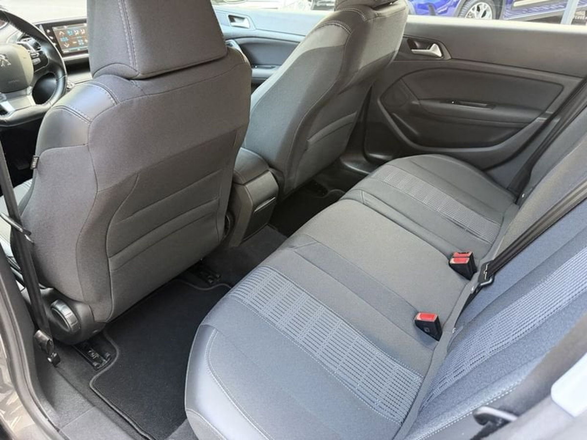 Peugeot 308 SW 1.2 puretech t Allure s&s 130cv eat8 (7)