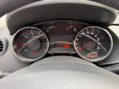 Peugeot 3008 1.6 VTi 120CV Access (11)