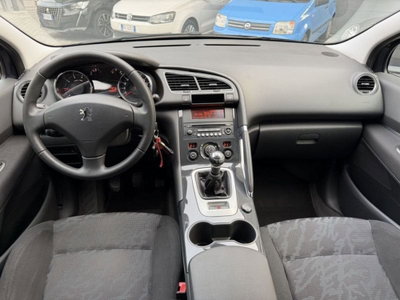 Peugeot 3008 1.6 VTi 120CV Access (17)