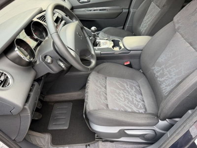 Peugeot 3008 1.6 VTi 120CV Access (5)