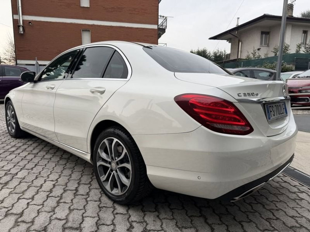 Mercedes-Benz Classe A 250 Premium (3)