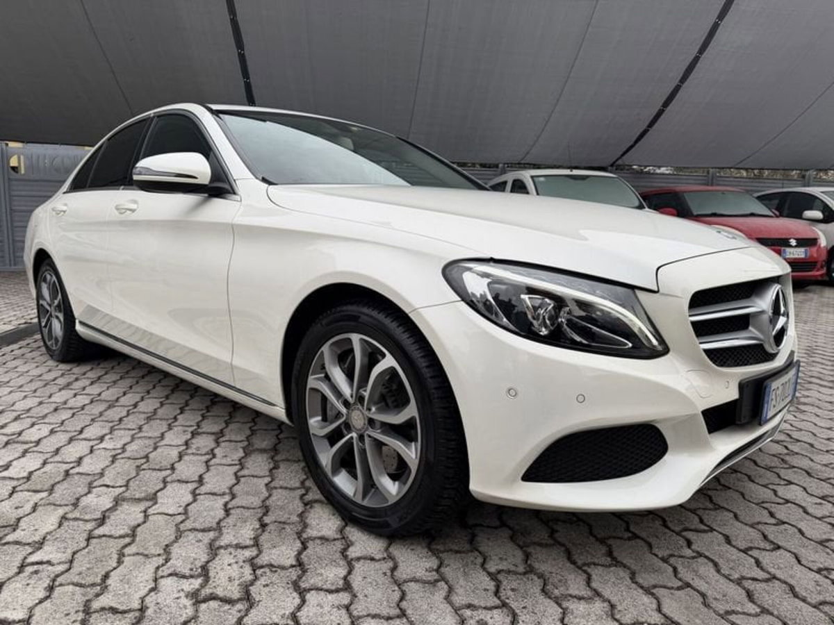 Mercedes-Benz Classe A 250 Premium (4)