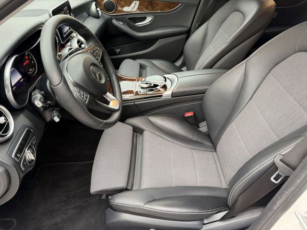 Mercedes-Benz Classe A 250 Premium (5)