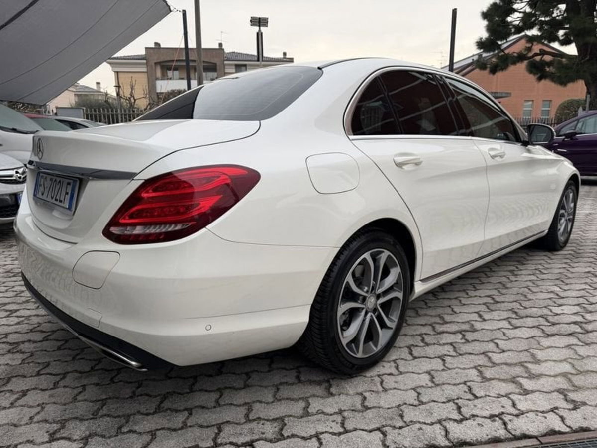 Mercedes-Benz Classe A 250 Premium (6)