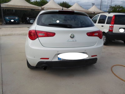 Alfa Romeo Giulietta 1.4 Turbo Distinctive Gpl 120cv E6 (5)