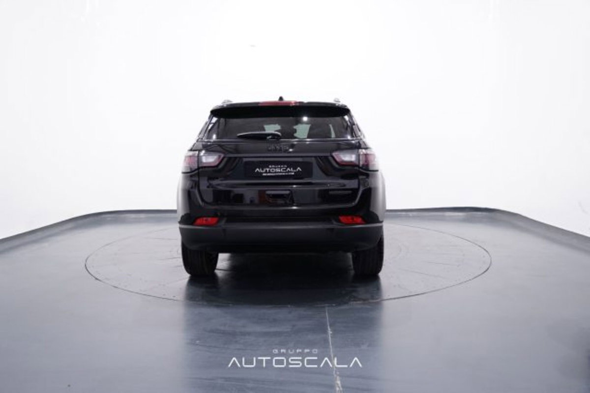 Jeep Compass 1.3 Turbo T4 2WD Night Eagle (5)