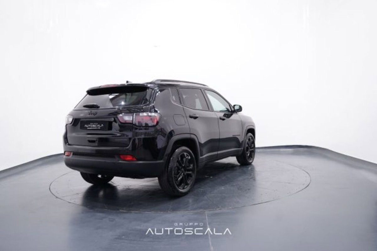 Jeep Compass 1.3 Turbo T4 2WD Night Eagle (6)