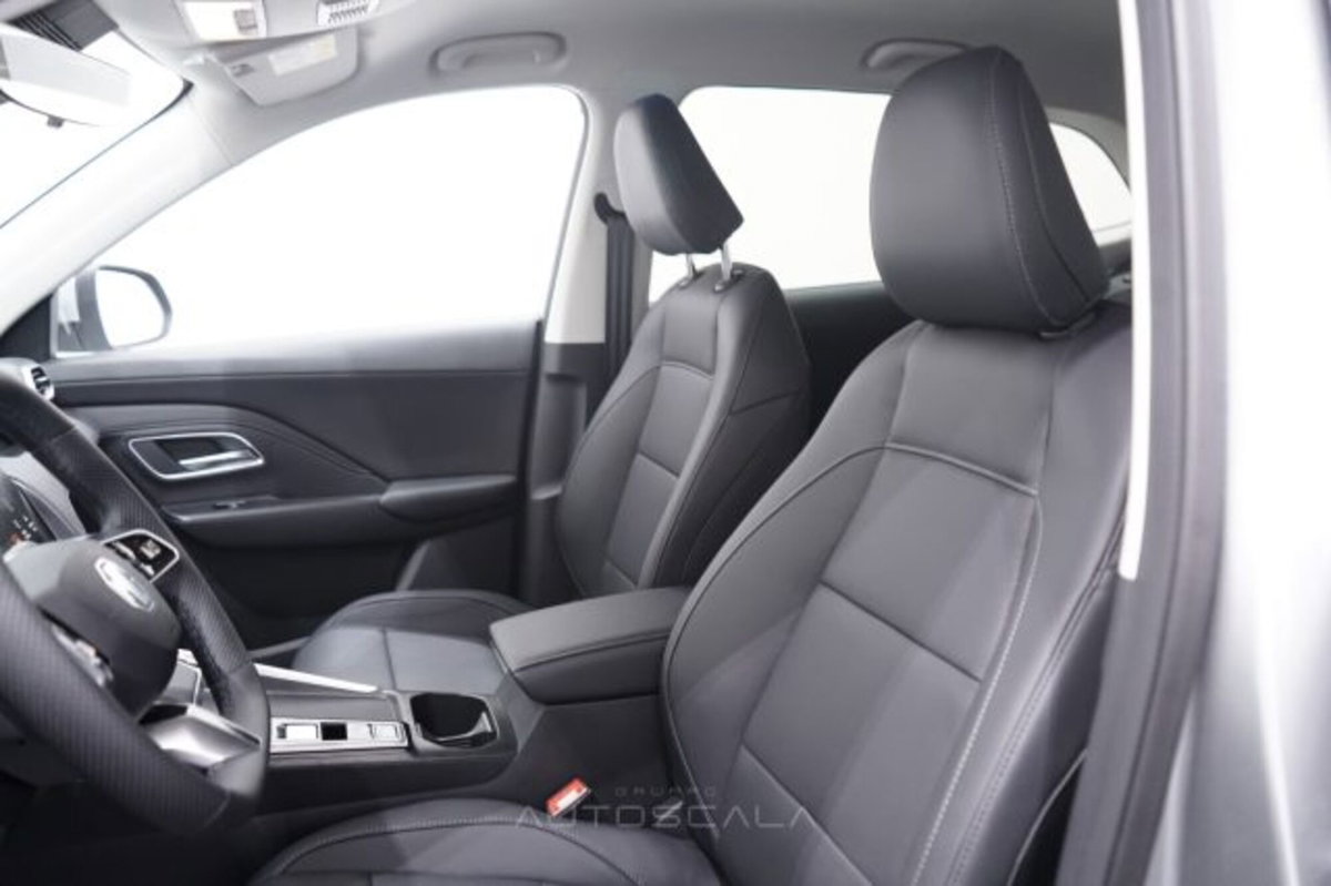 Mg ZS ZS 1.5 Luxury (13)