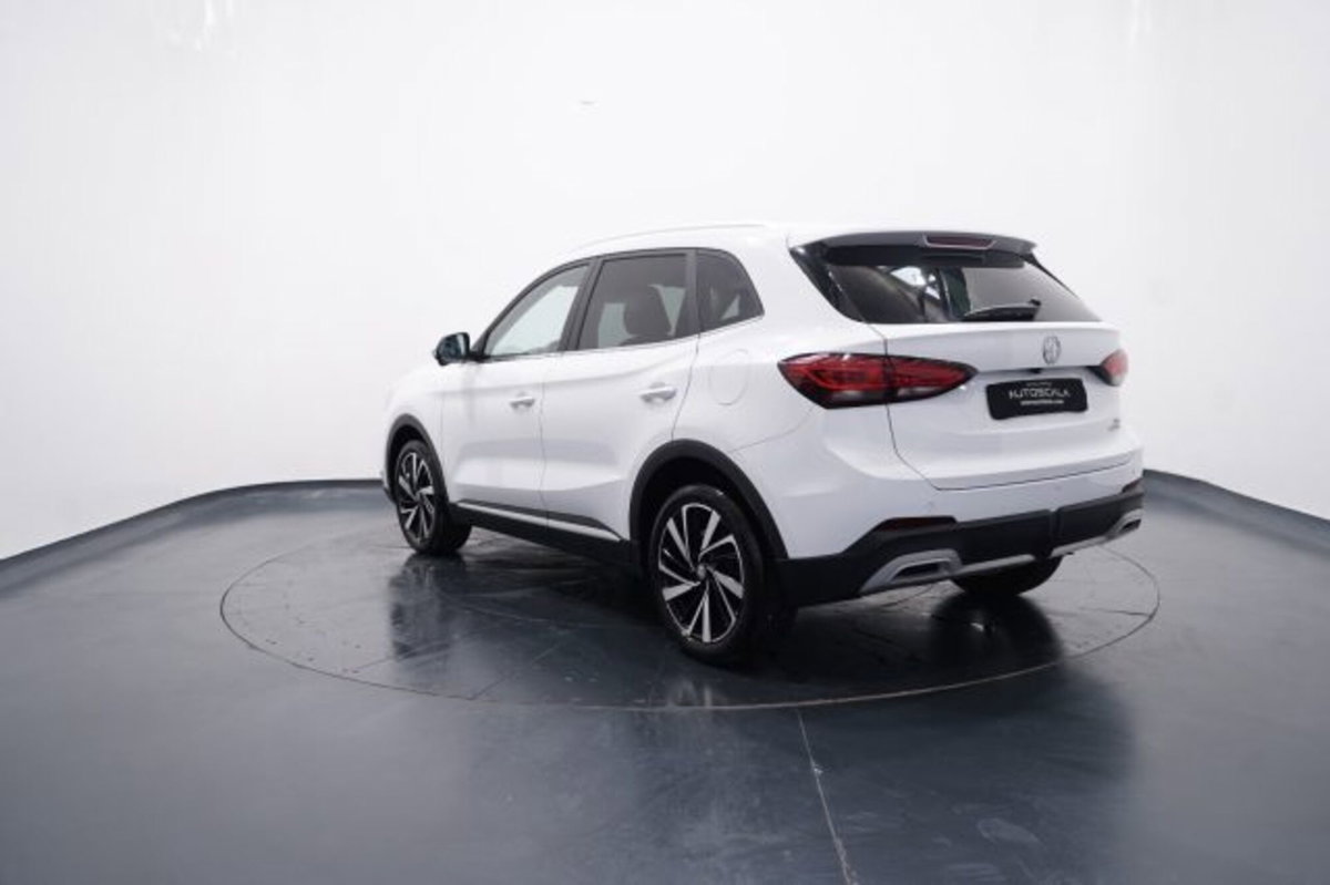 Mg ZS ZS 1.5 Luxury (4)