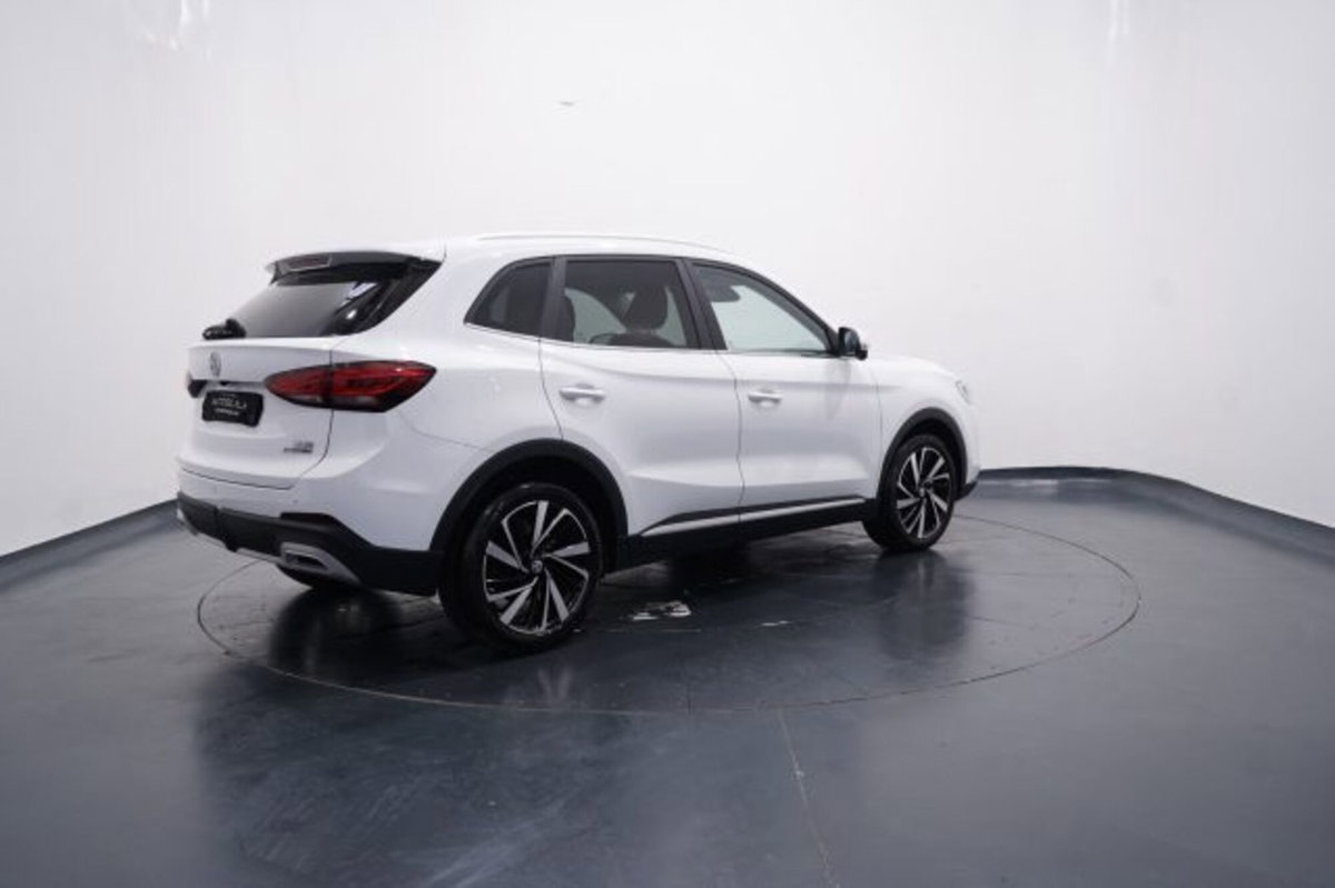 Mg ZS ZS 1.5 Luxury (6)