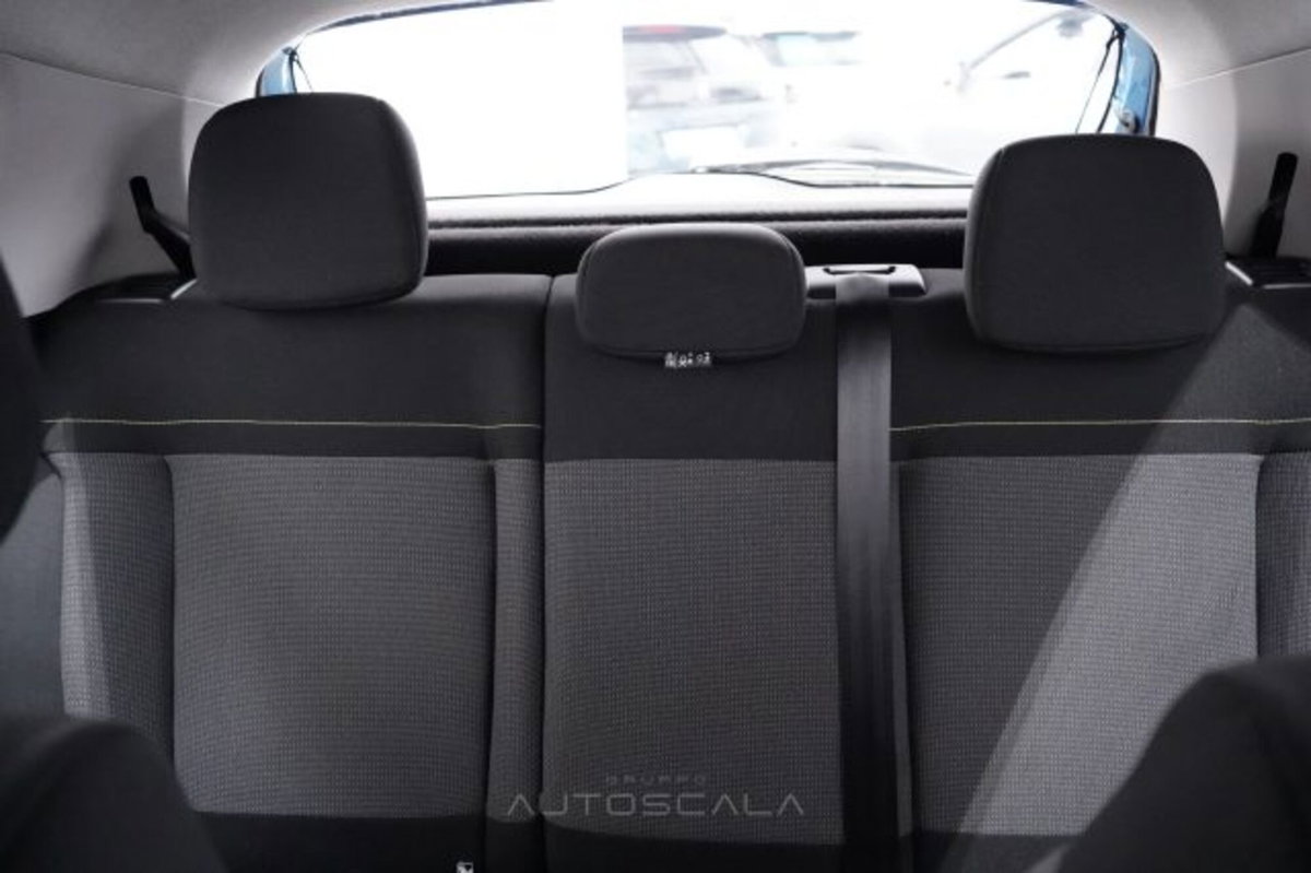 Citroen C3 PureTech 82 GPL Feel (13)