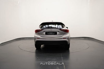 Infiniti Q30 1.5 diesel Business (5)