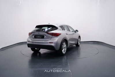 Infiniti Q30 1.5 diesel Business (6)