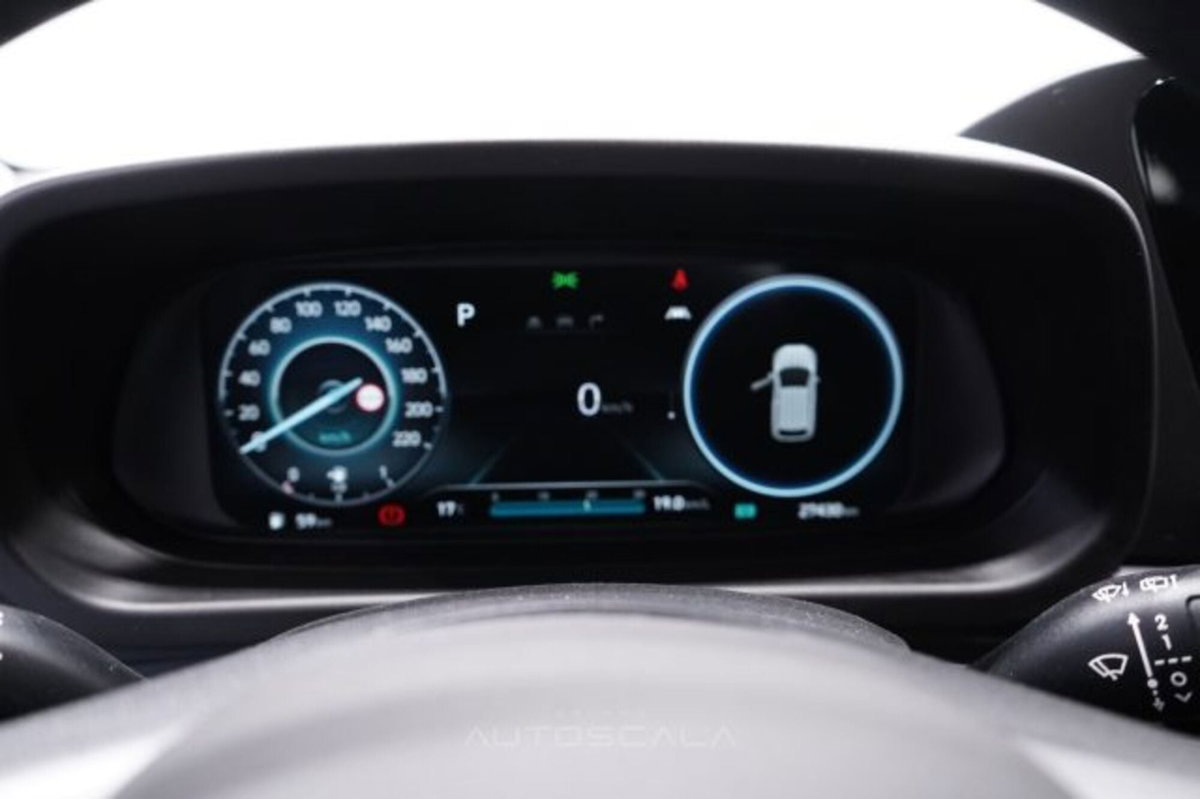 Hyundai i20 1.0 T-GDI 48V iMT ConnectLine (14)