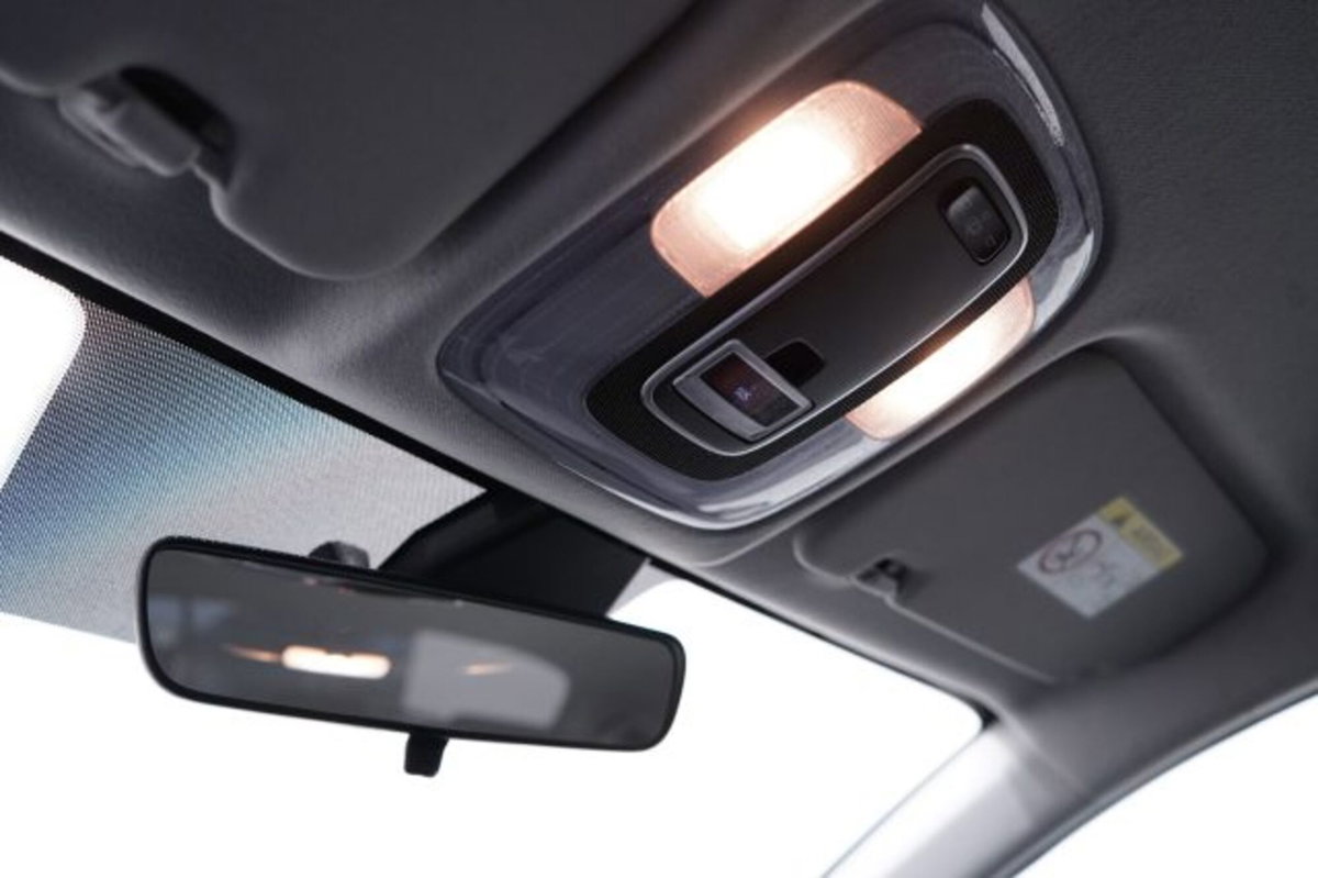 Hyundai i20 1.0 T-GDI 48V iMT ConnectLine (20)