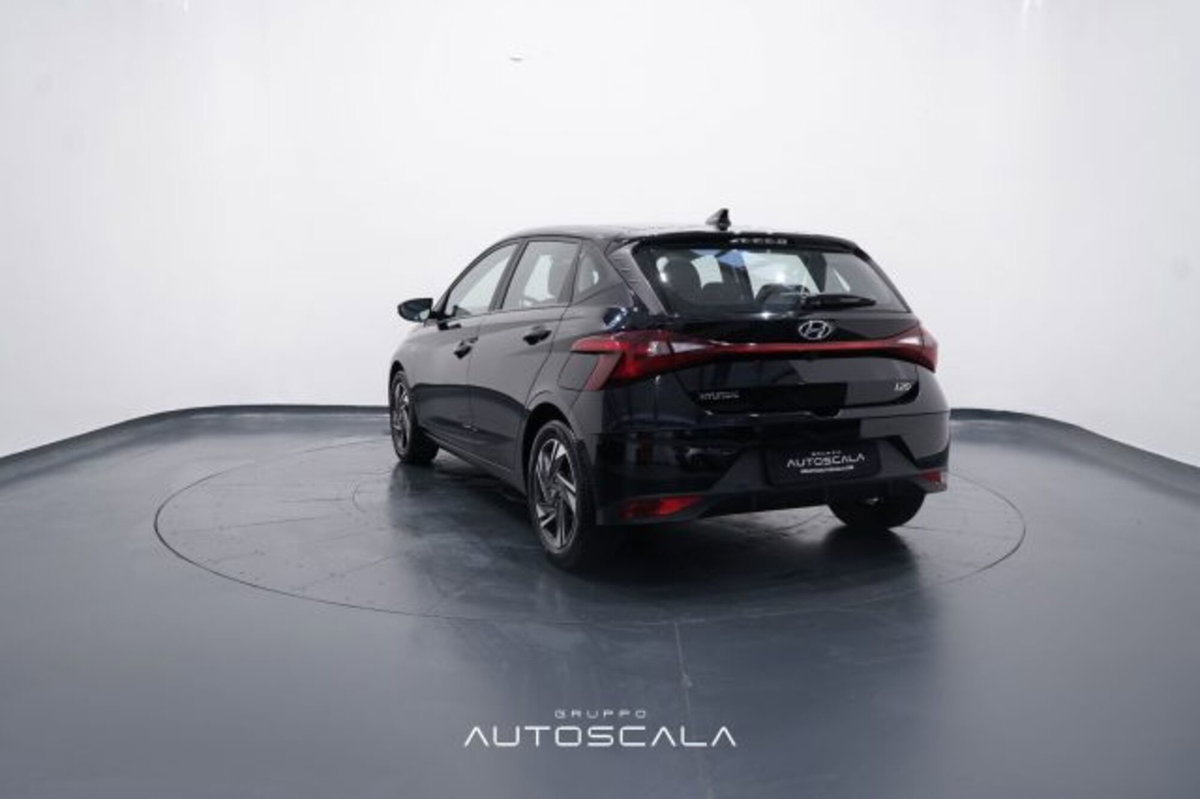 Hyundai i20 1.0 T-GDI 48V iMT ConnectLine (4)