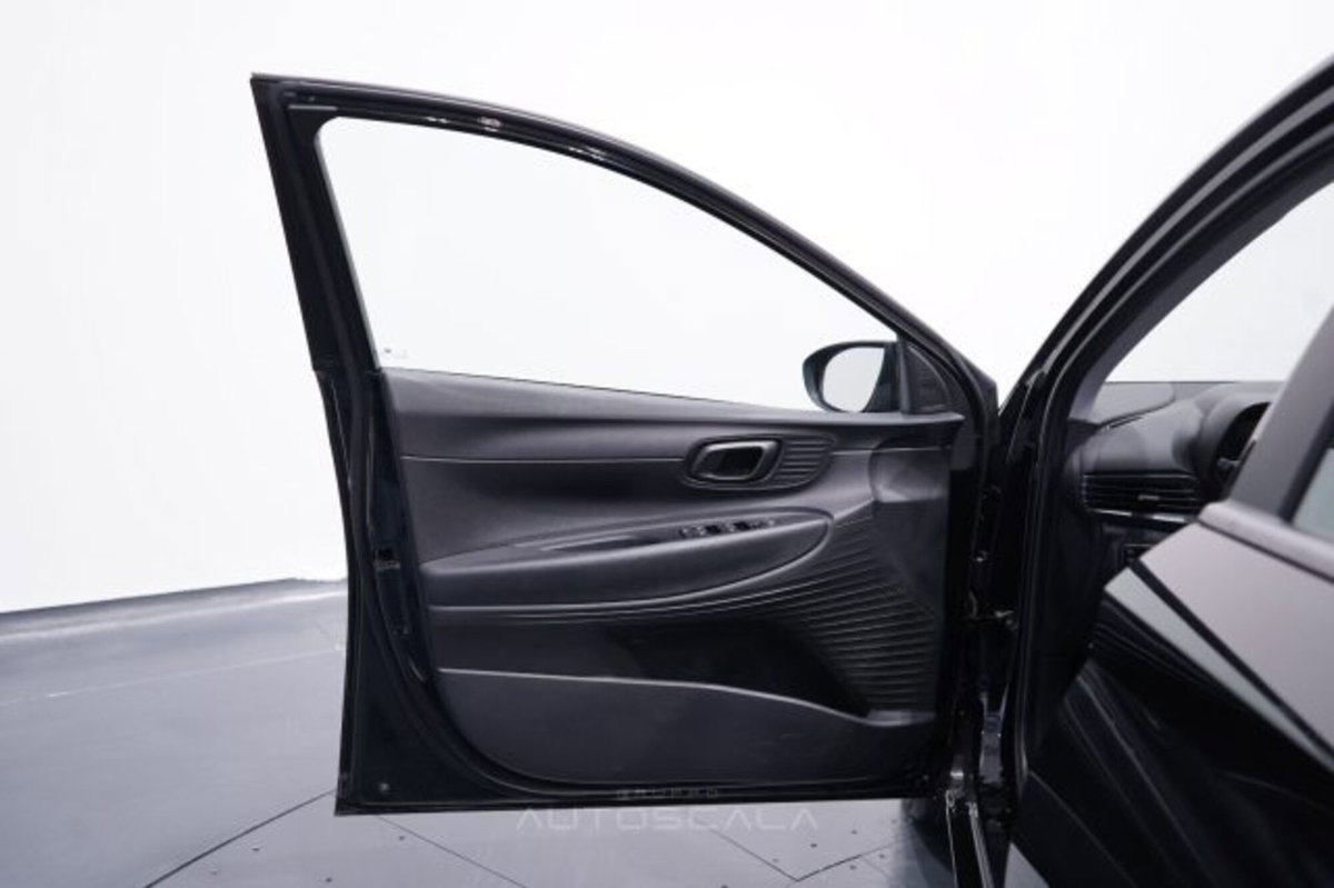 Hyundai i20 1.0 T-GDI 48V iMT ConnectLine (9)