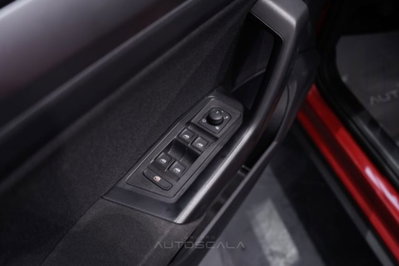 Volkswagen T-Roc 2.0 tdi Edition 115cv (10)