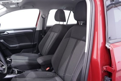 Volkswagen T-Roc 2.0 tdi Edition 115cv (11)