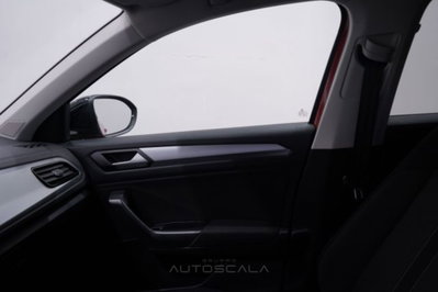 Volkswagen T-Roc 2.0 tdi Edition 115cv (20)