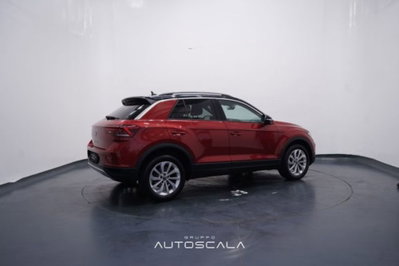 Volkswagen T-Roc 2.0 tdi Edition 115cv (6)