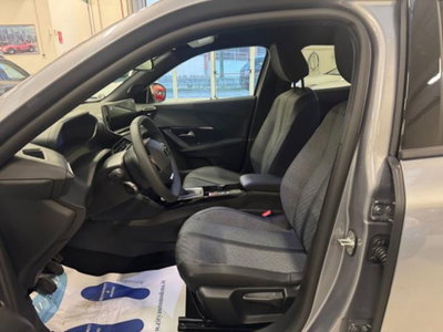 Peugeot 2008 PureTech 100 S&S Allure (5)