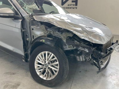 Volkswagen T-Roc 1.0 TSI Life (9)