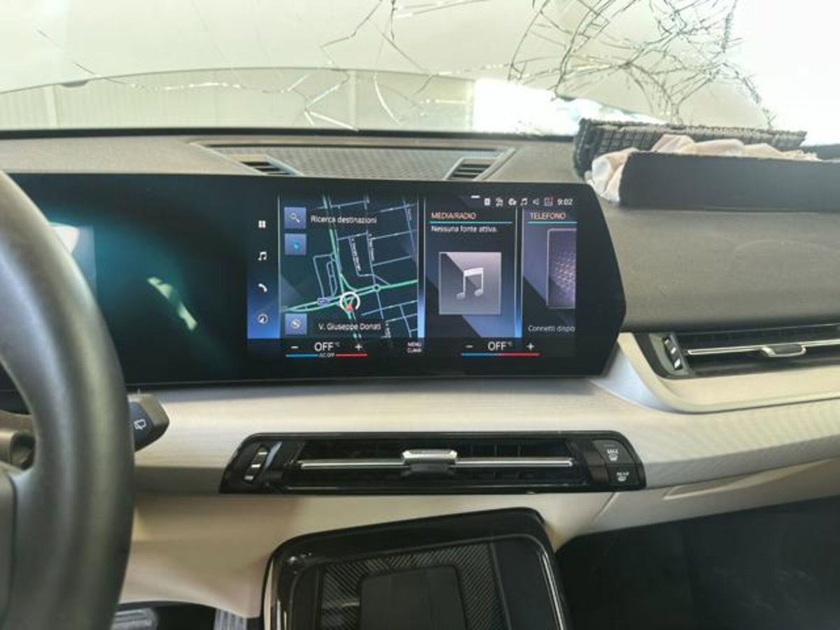 BMW iX1 xdrive 30 MSport (16)