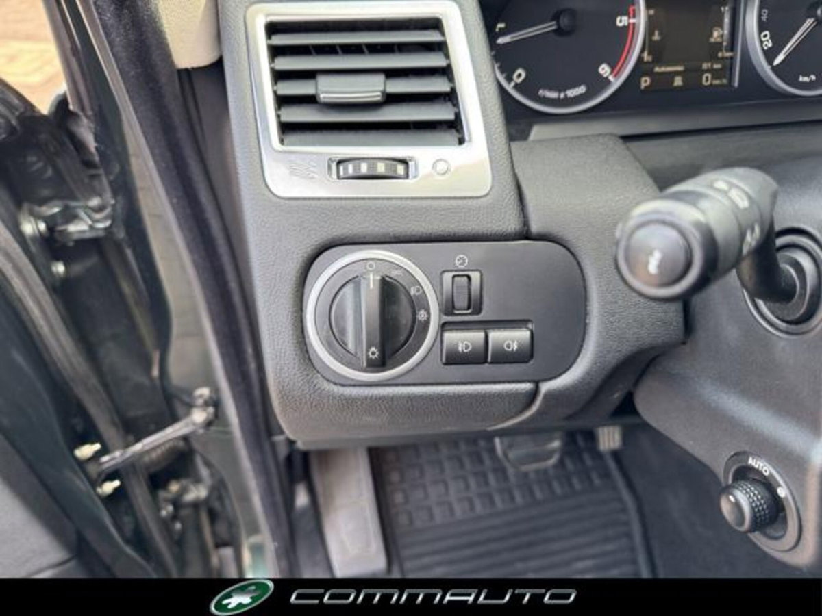 Land Rover Range Rover Sport 3.0 SDV6 HSE (15)