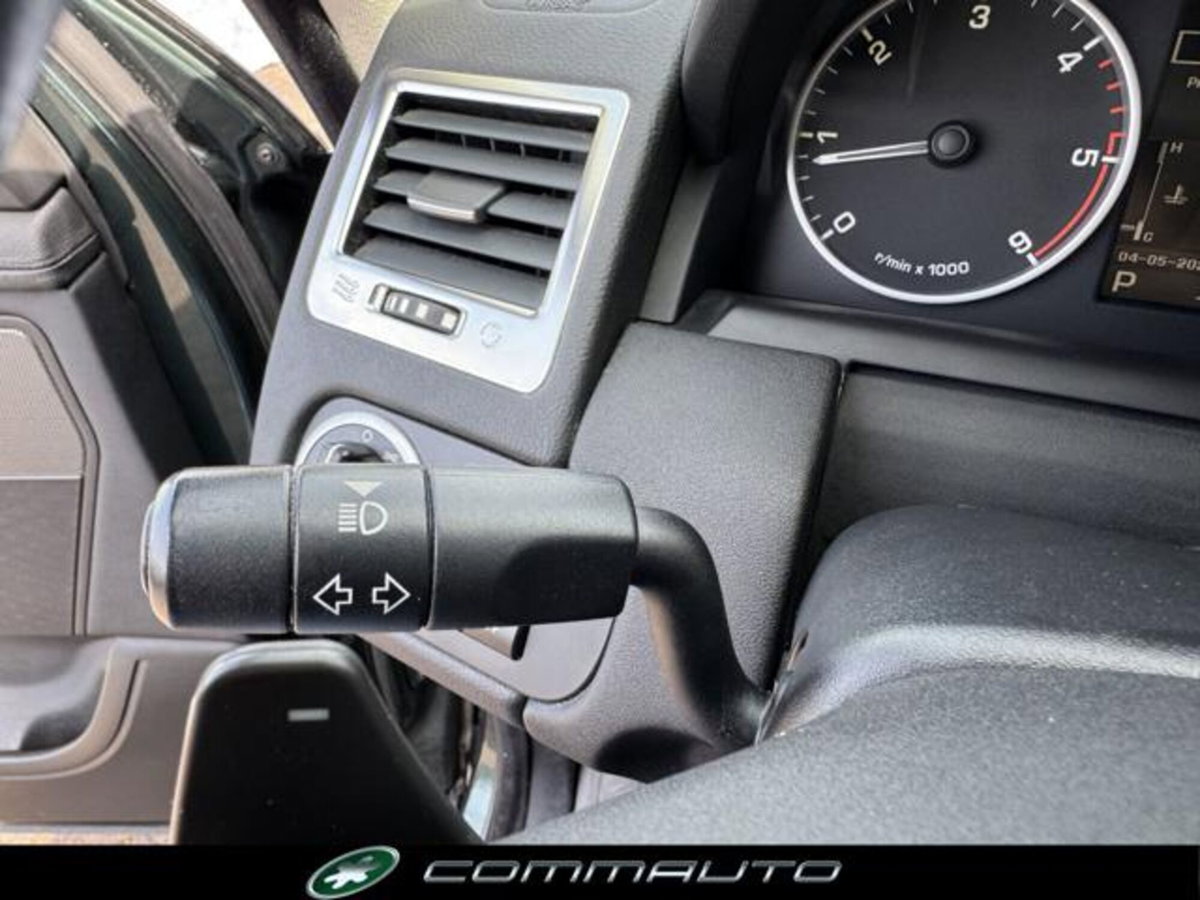 Land Rover Range Rover Sport 3.0 SDV6 HSE (18)