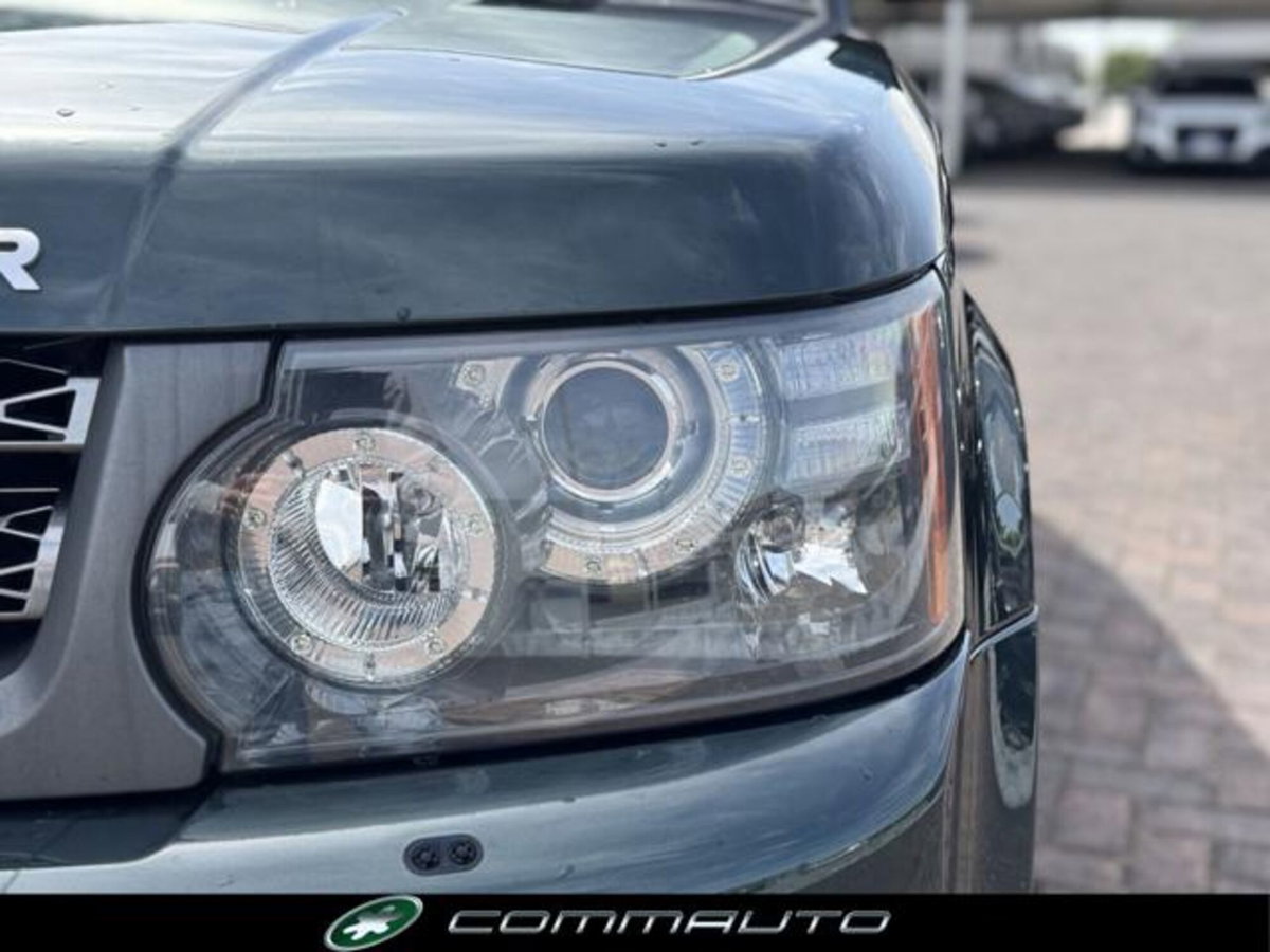 Land Rover Range Rover Sport 3.0 SDV6 HSE (8)