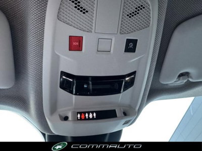 Jeep Avenger 1.2 turbo e-hybrid mhev Summit fwd 110cv edct6 (19)