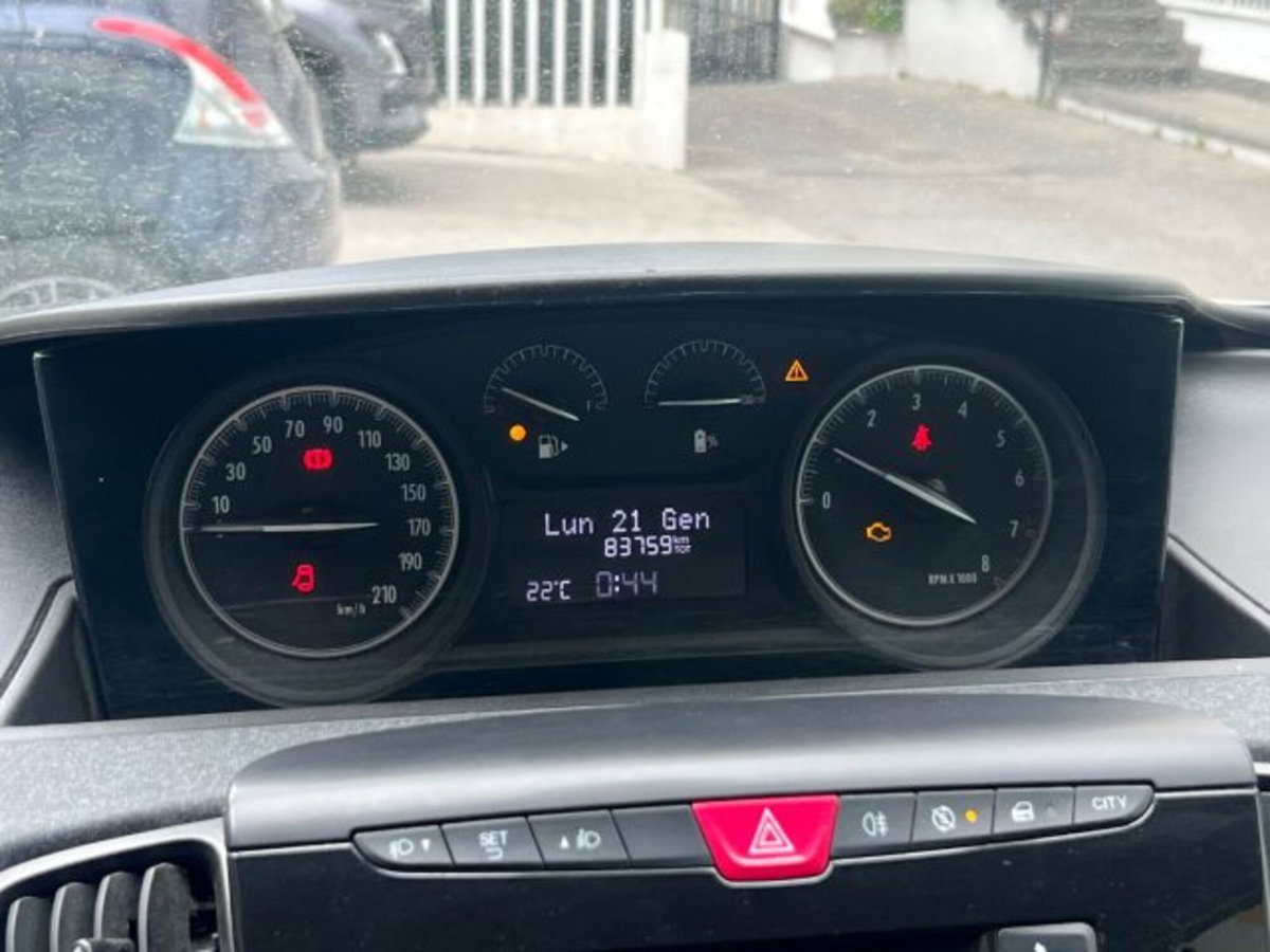 Lancia Ypsilon 1.0 FireFly 5 porte S&S Hybrid Ecochic UnYca (13)