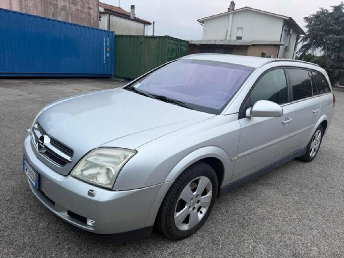 Opel Vectra Station Wagon 1.9 CDTI 120CV Sport (10)