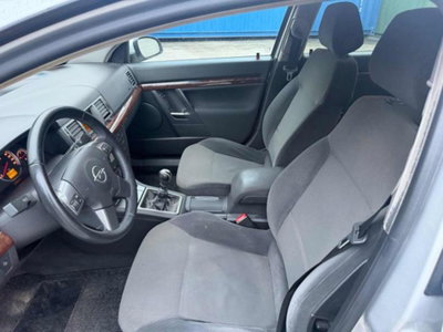 Opel Vectra Station Wagon 1.9 CDTI 120CV Sport (11)
