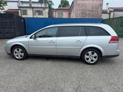 Opel Vectra Station Wagon 1.9 CDTI 120CV Sport (13)