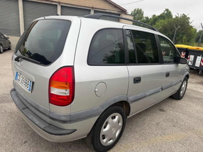 Opel Zafira 16V cat Elegance (6)