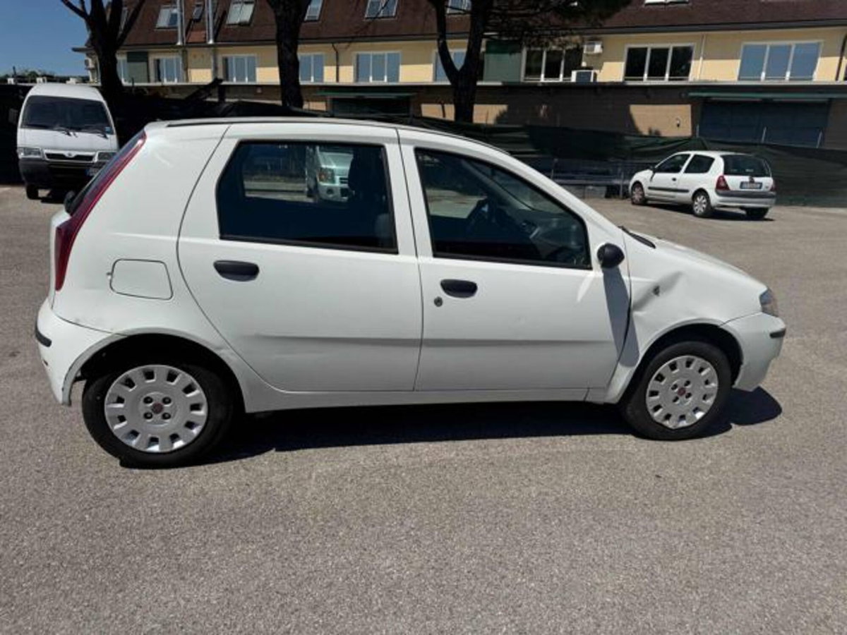 Fiat Punto Classic 1.2 5 porte Active GPL (4)