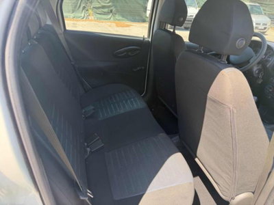 Fiat Punto Classic 1.2 5 porte Active GPL (9)